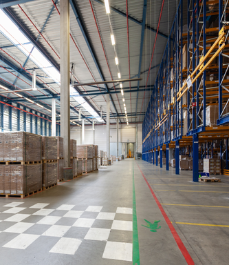 Duty Free Warehouse (1)